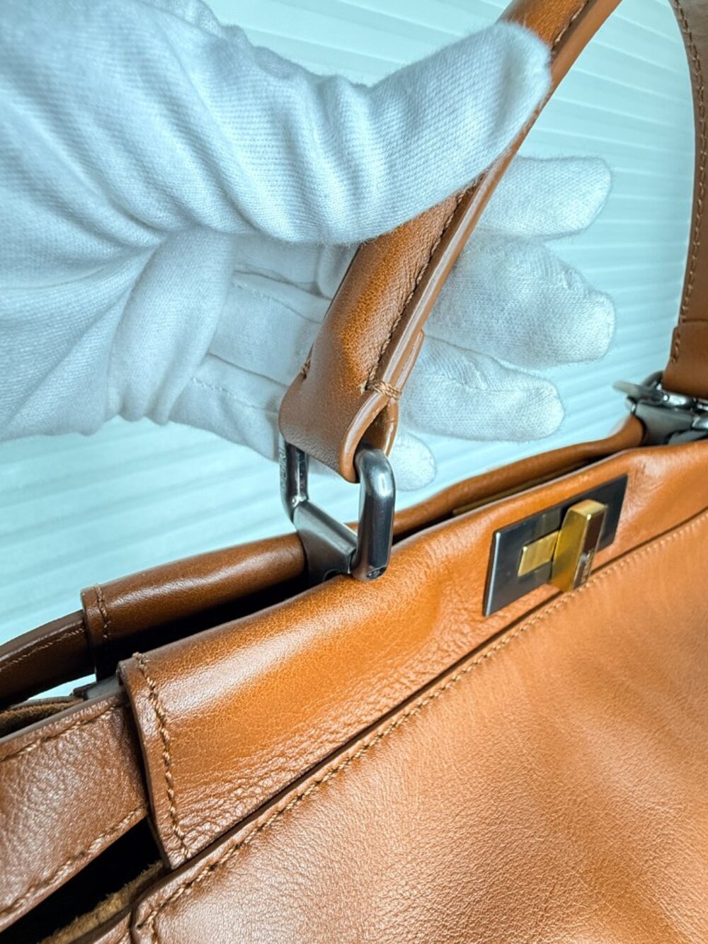 FENDI Peekaboo Regular 8BN226 Cognac Tan Calfskin Leather Bag Strap Orig Tags - Picture 8 of 17